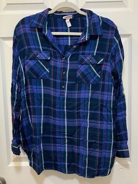 Isabel Maternity by Ingrid & Isabel blue plaid tunic shirt size L